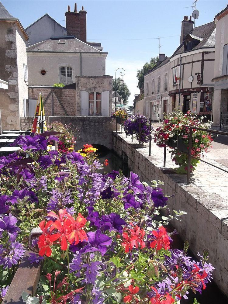 Le Relais Des Templiers Hotel บูจองซี ภายนอก รูปภาพ