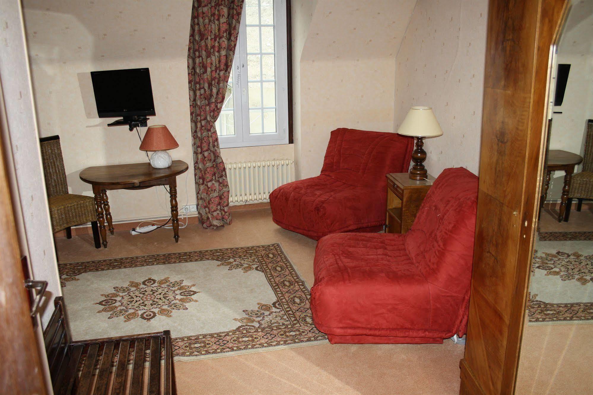 Le Relais Des Templiers Hotel บูจองซี ภายนอก รูปภาพ