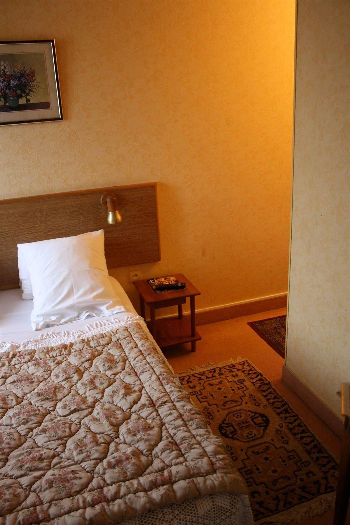 Le Relais Des Templiers Hotel บูจองซี ภายนอก รูปภาพ