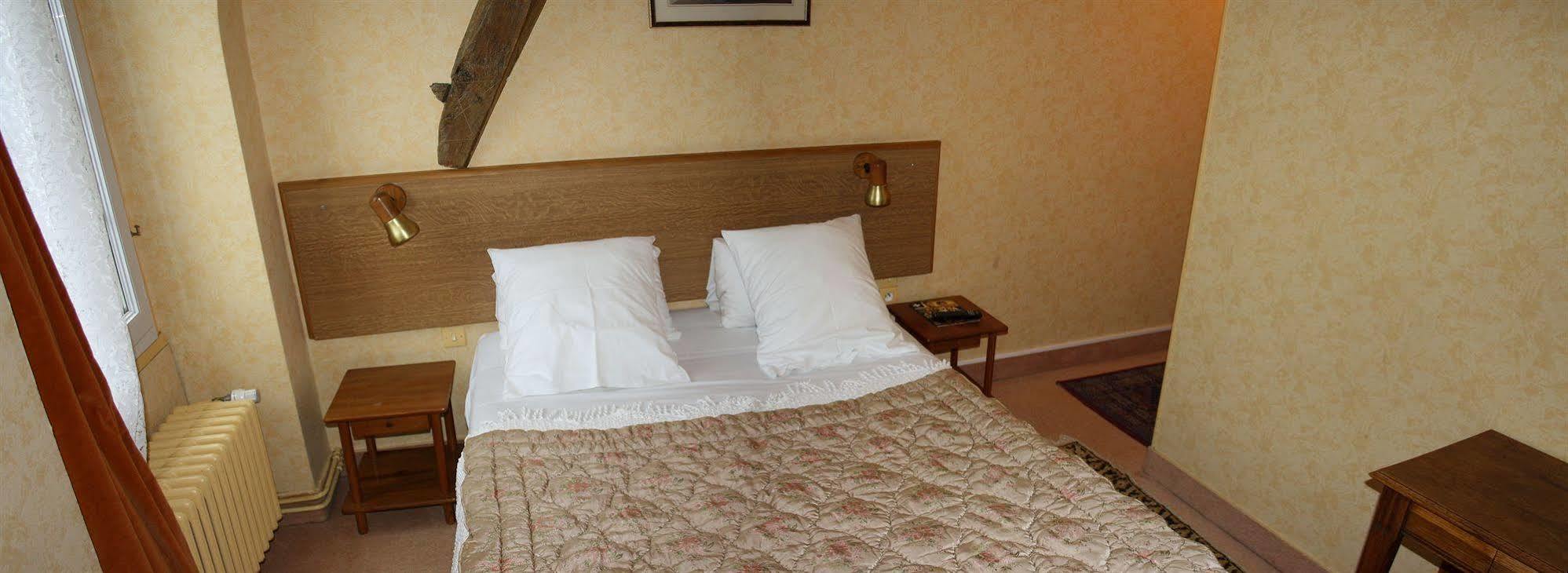 Le Relais Des Templiers Hotel บูจองซี ภายนอก รูปภาพ